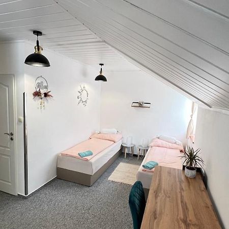 Nice Loft - Presov Lubotice Esterno foto